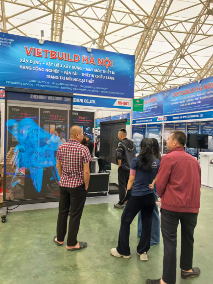 臻美智慧LED透明全息屏A系列 (广告机)：即买即用